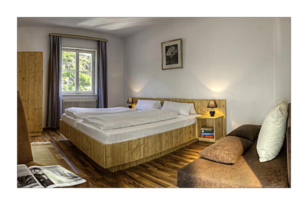 Alpenhotel Oetz Værelse billede