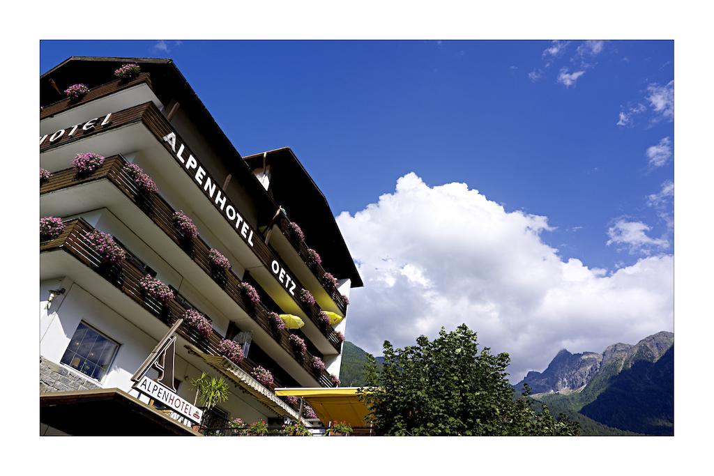Alpenhotel Oetz Eksteriør billede